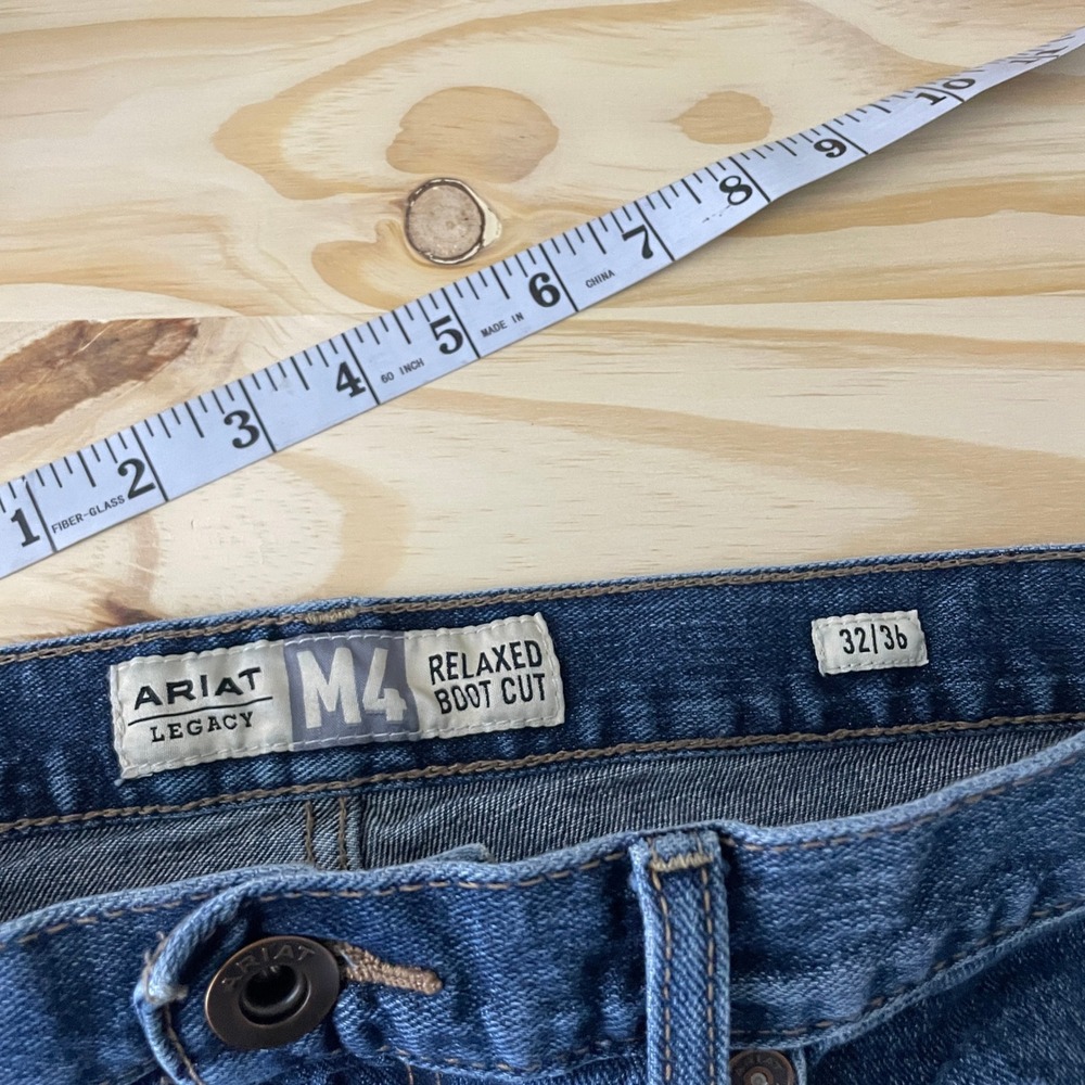 Ariat M4 Relaxed Boot Cut Jeans Mens 32x36 Blue Legacy Kilroy Denim - Picture 7 of 10